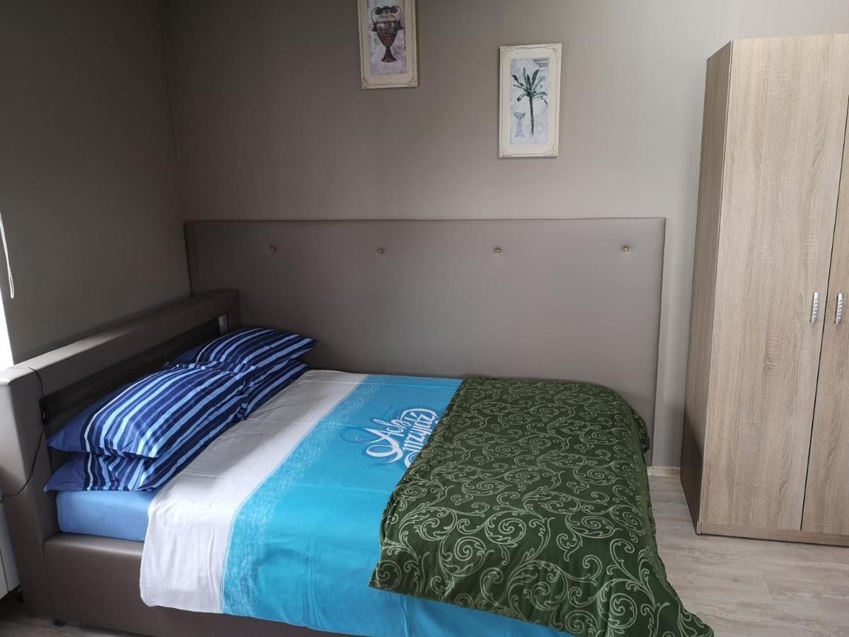 Mv Apartamenty Komfort Аугустов Екстериор снимка
