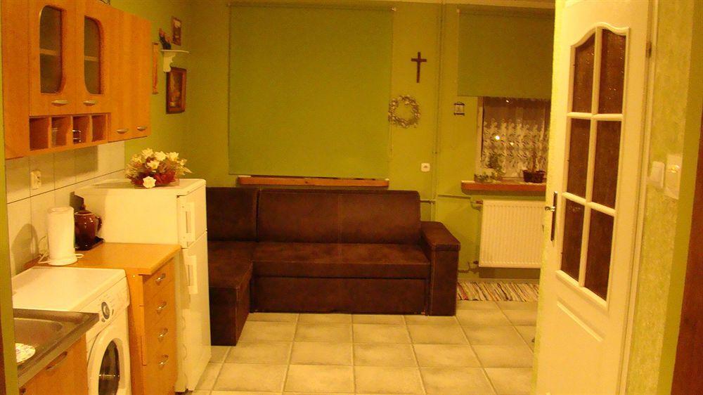 Mv Apartamenty Komfort Аугустов Екстериор снимка
